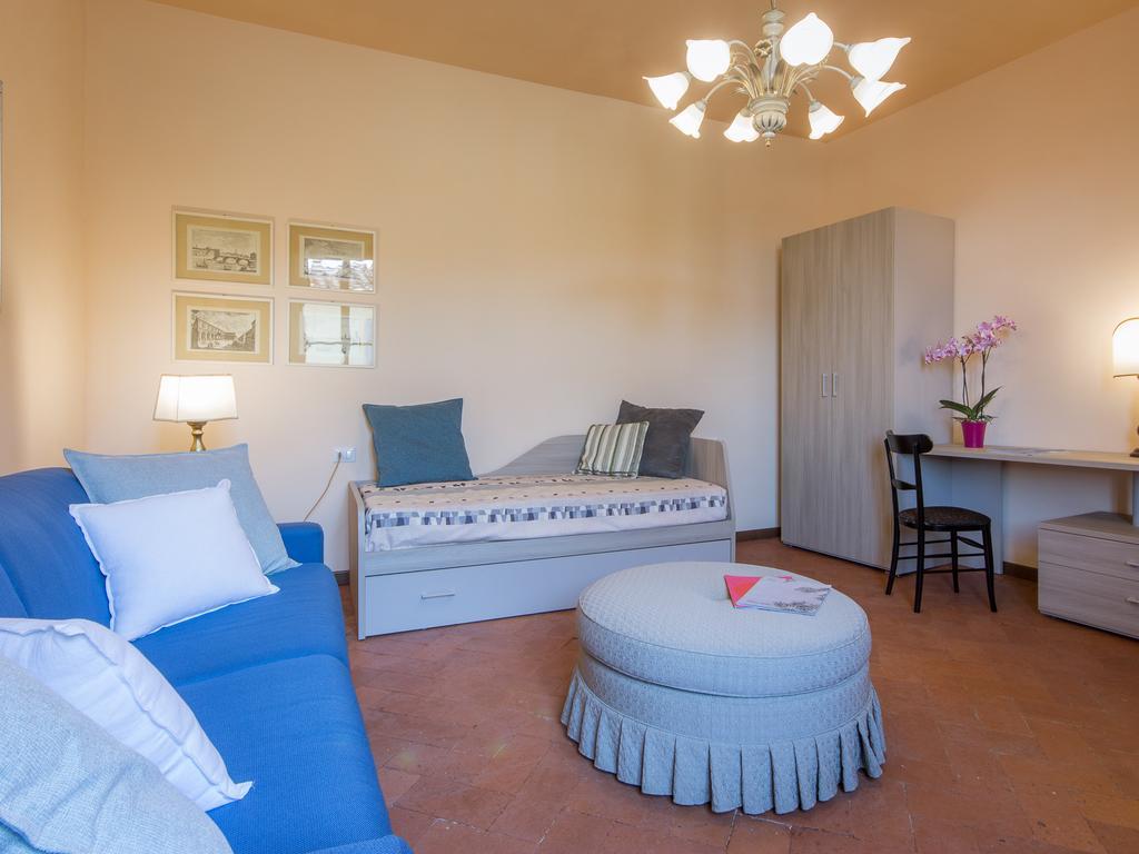 - House In Blue Apartment