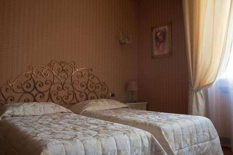 Hotel C-hotels De Rose Palace Florence