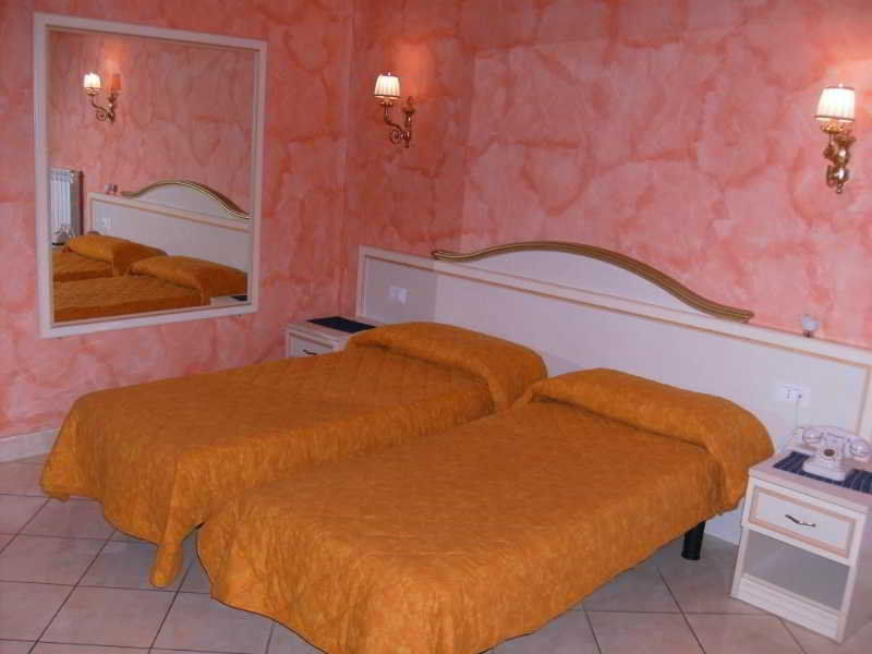 La Corte Dei Principi - Residenza D'epoca 3*