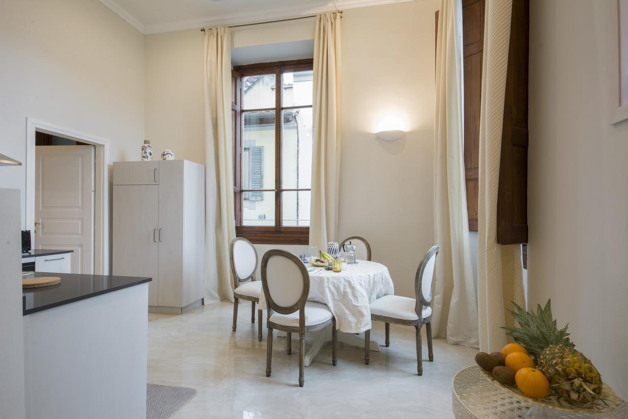 Apartment Iris Florence