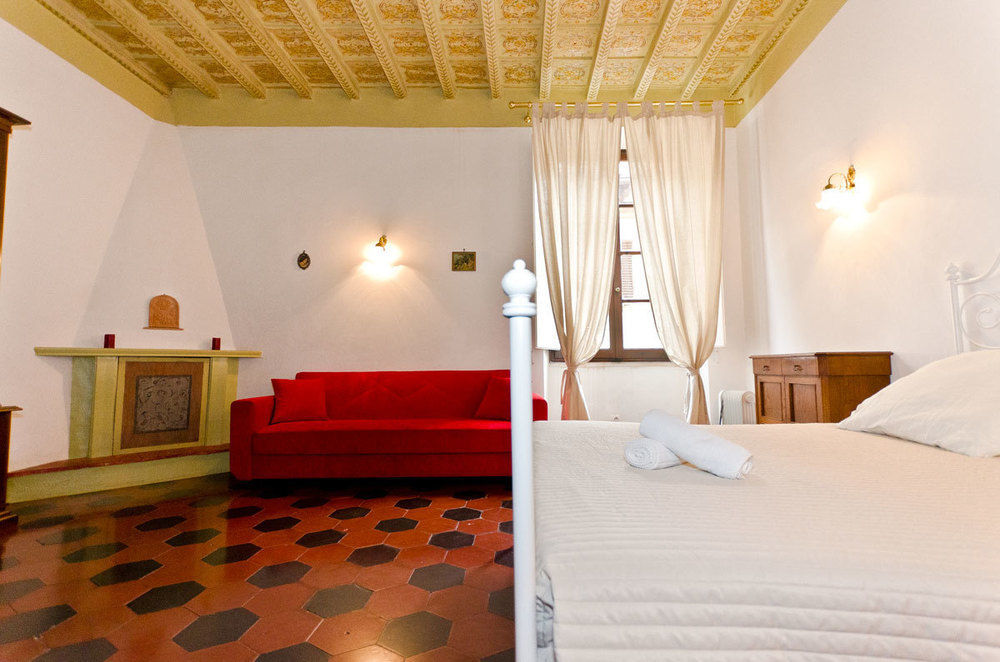Prestige House Hotel 3*