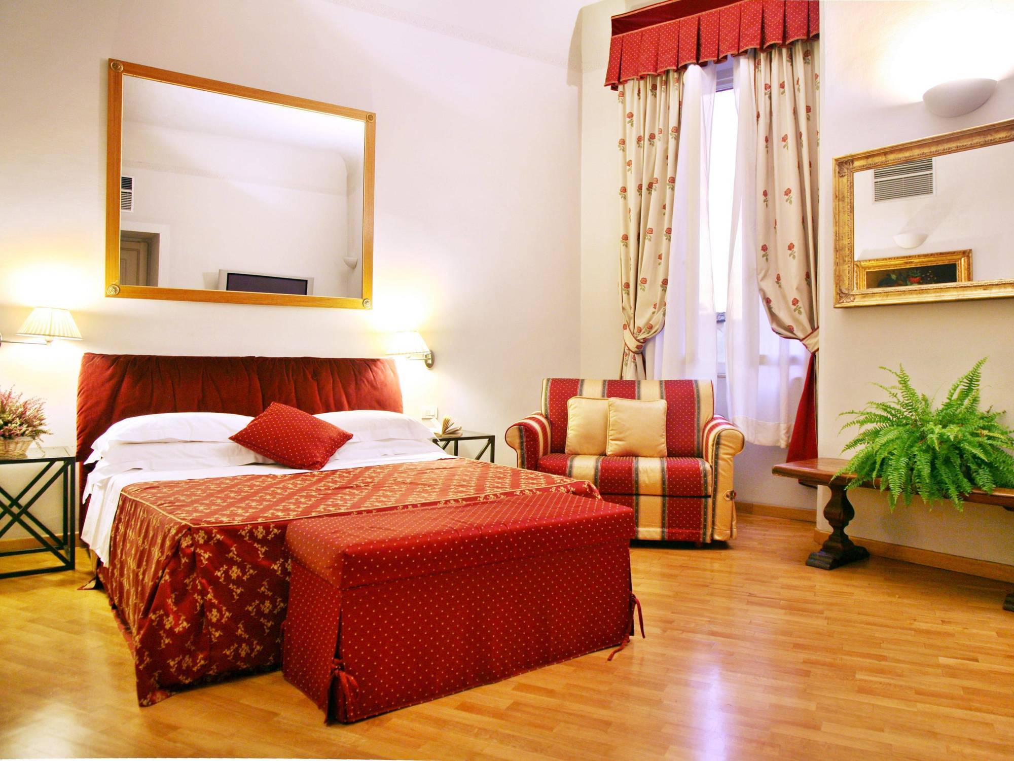Tornabuoni La Petite Appart hôtel Florence