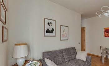 Italy Rents Duomo Apartment