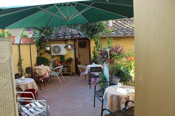 Bed & Breakfast La Corte Dei Principi - Residenza D'epoca Florence