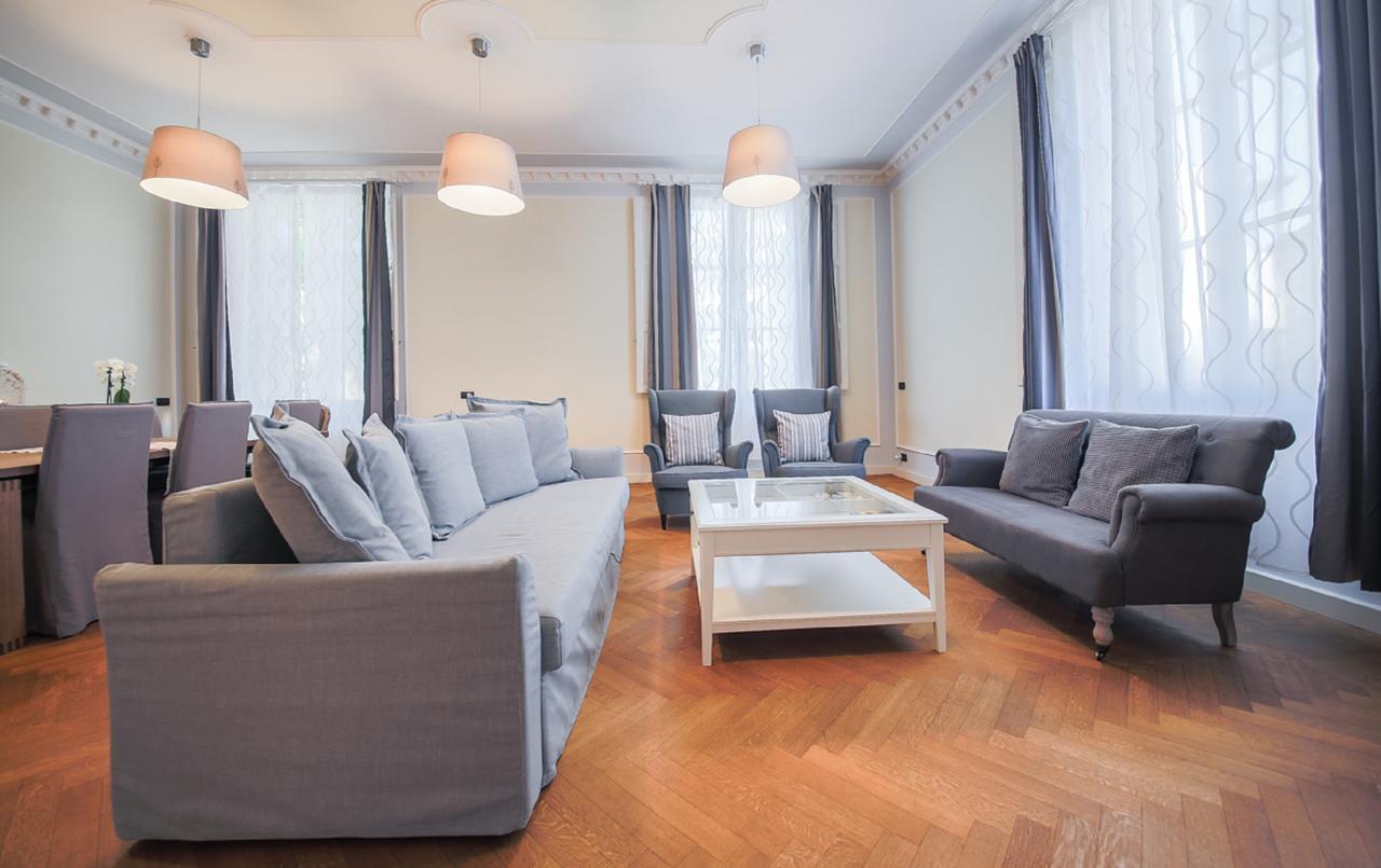 Modern & Stylish Oberdan Apartment Florence