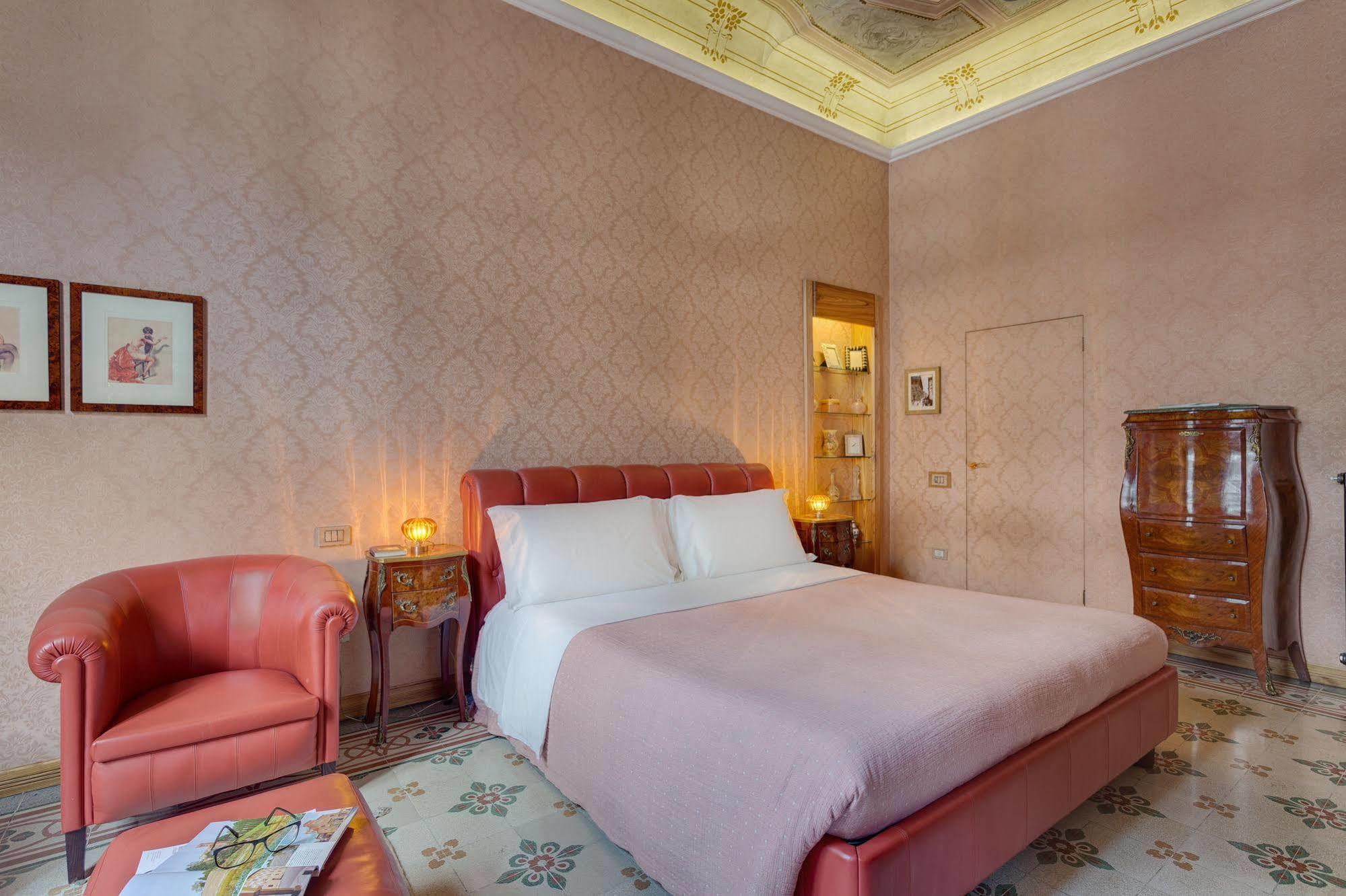 Hotel Cavour 10