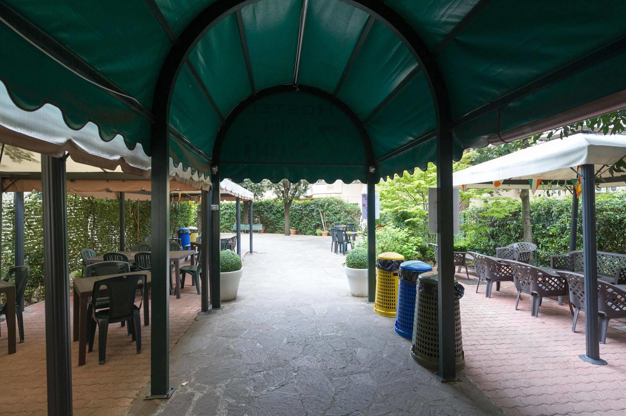 Auberge de jeunesse 7 Santi