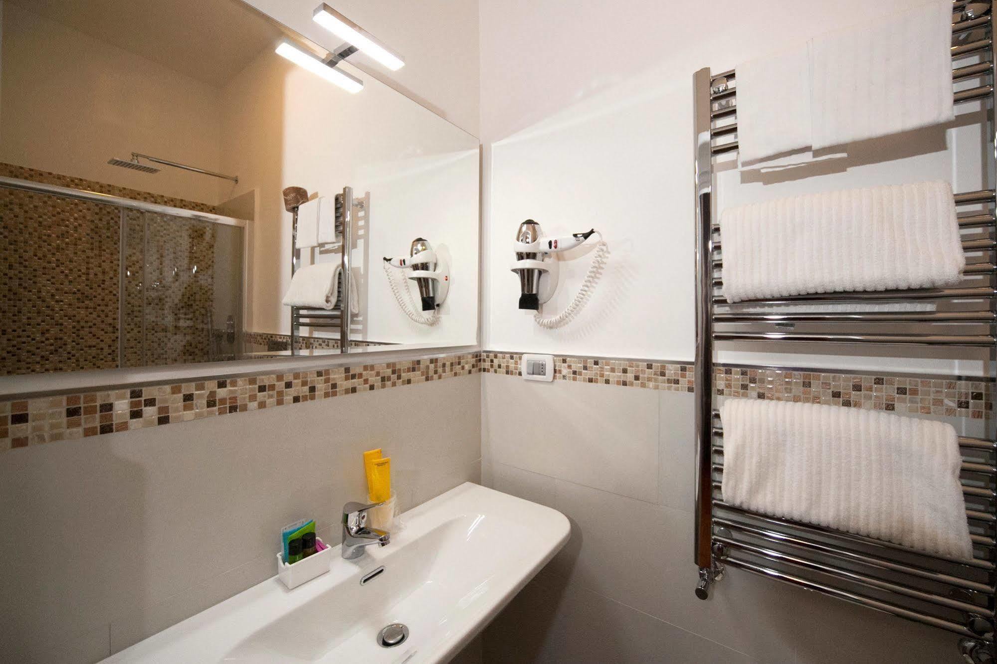 Residenza Le Fonticine Couette-café 3*