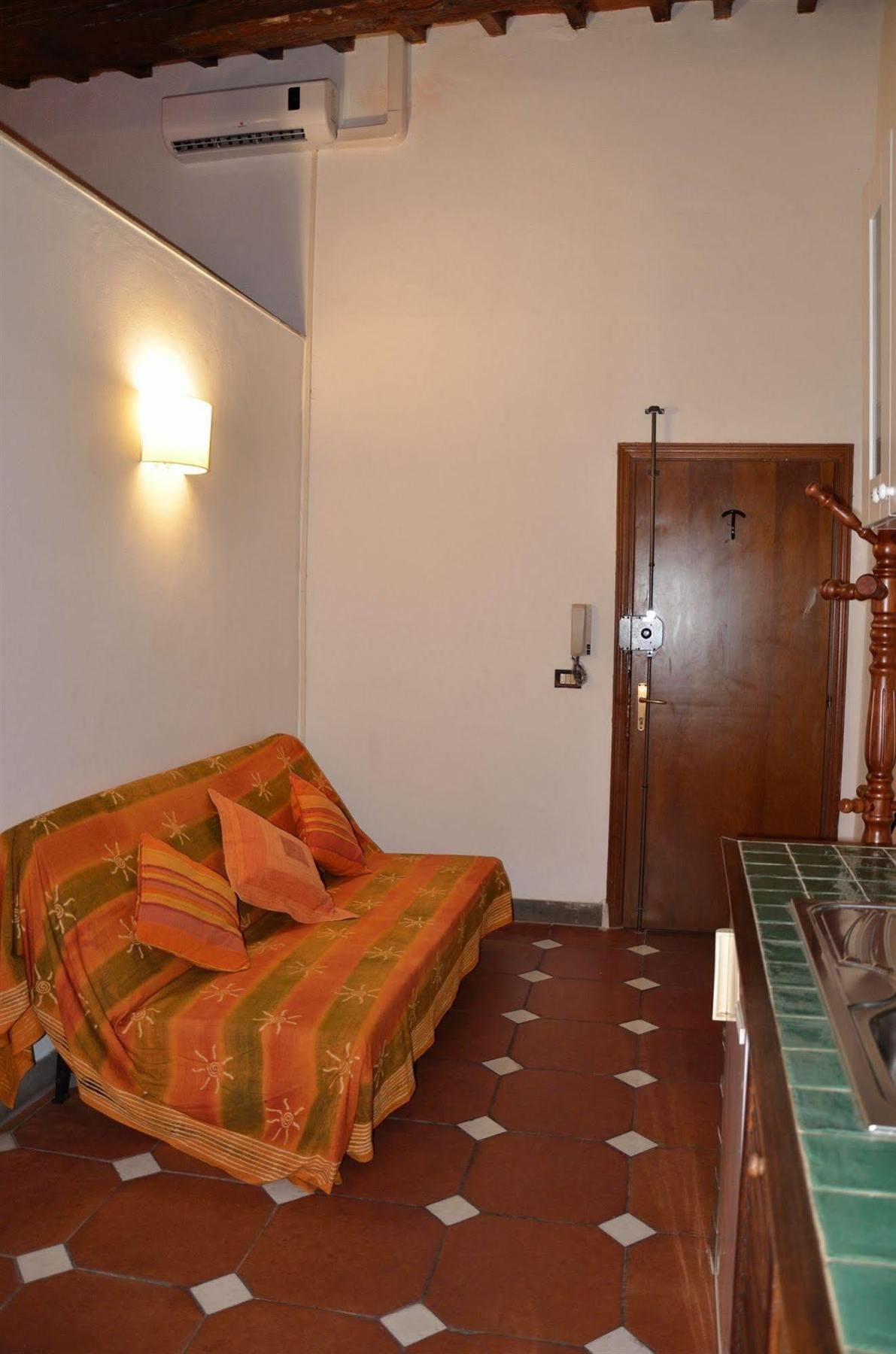 Max Guest house 3*