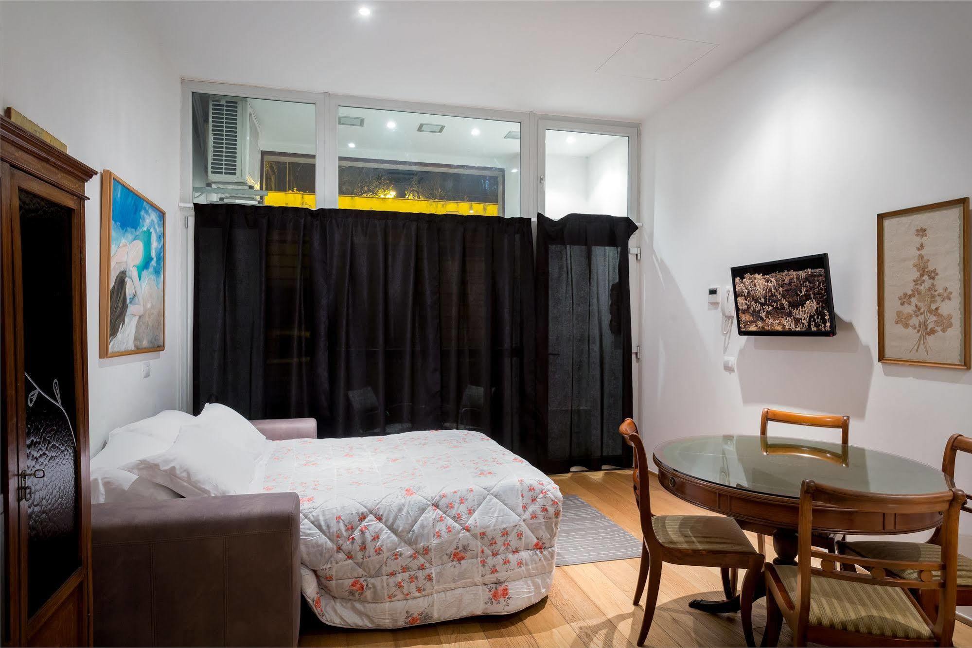 Vintage Appart hôtel *