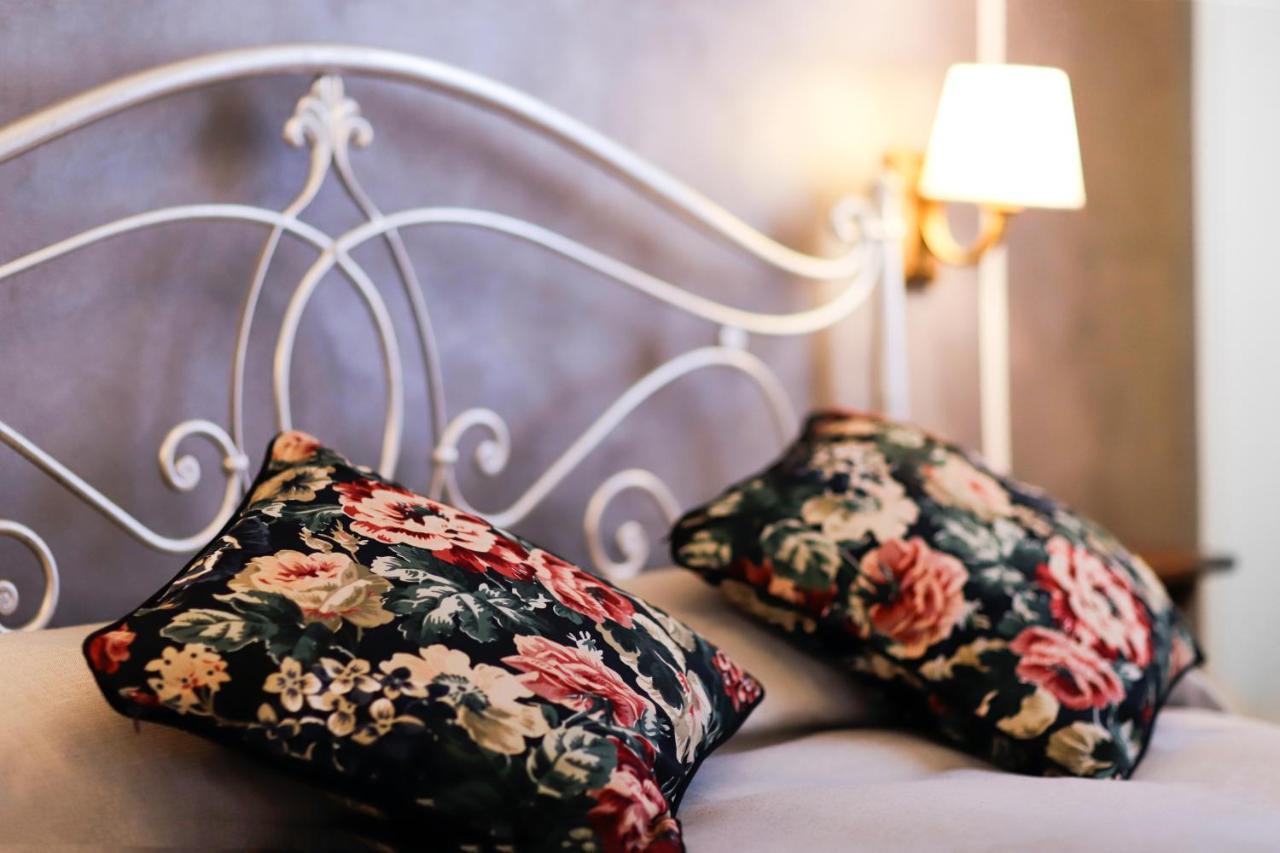 Residenza Cecchi Bed & Breakfast Florence