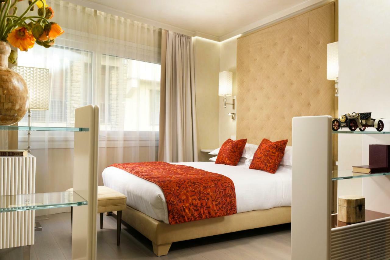 Ponte Vecchio & 4* Florence