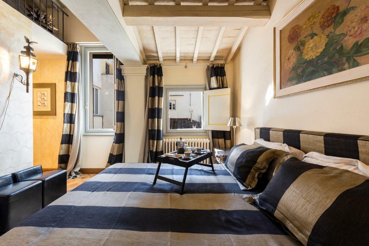 - Elegant Giotto Florence