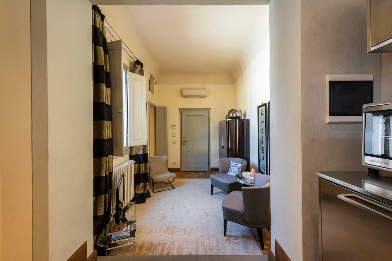 - Elegant Giotto Apartment