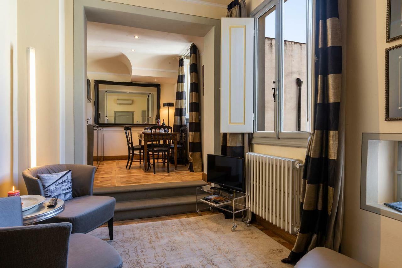 - Elegant Giotto Apartment