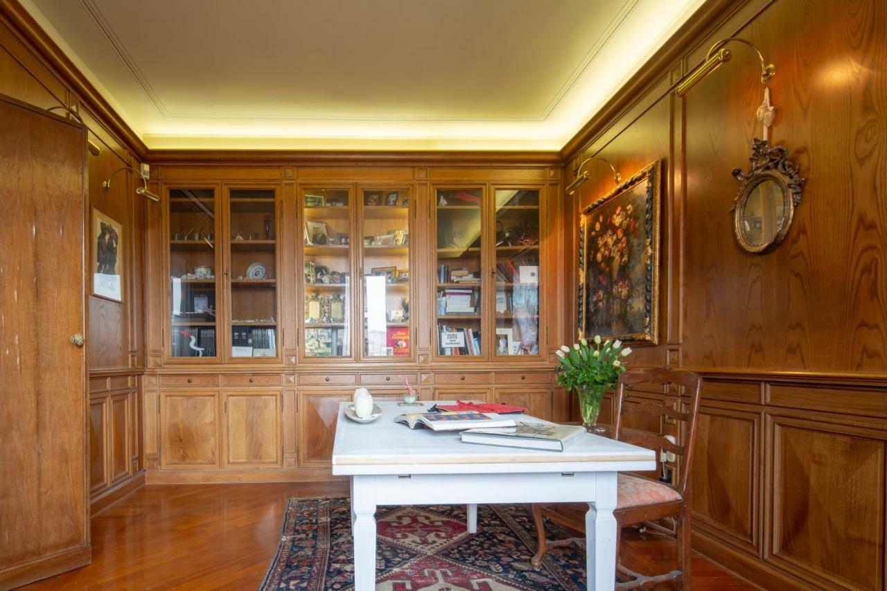 Luxury Panoramic Terrace Apartment Florence