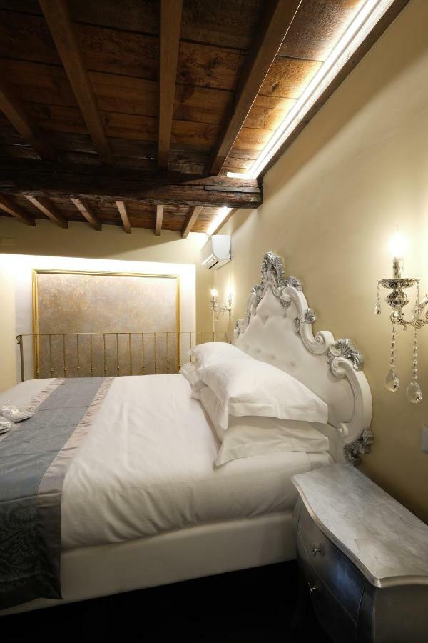 Kingsman Bed & Breakfast 2*