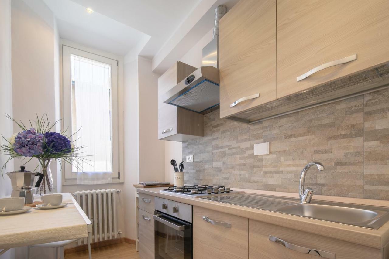 Apartment Modern Duomo View By Mmega Florence