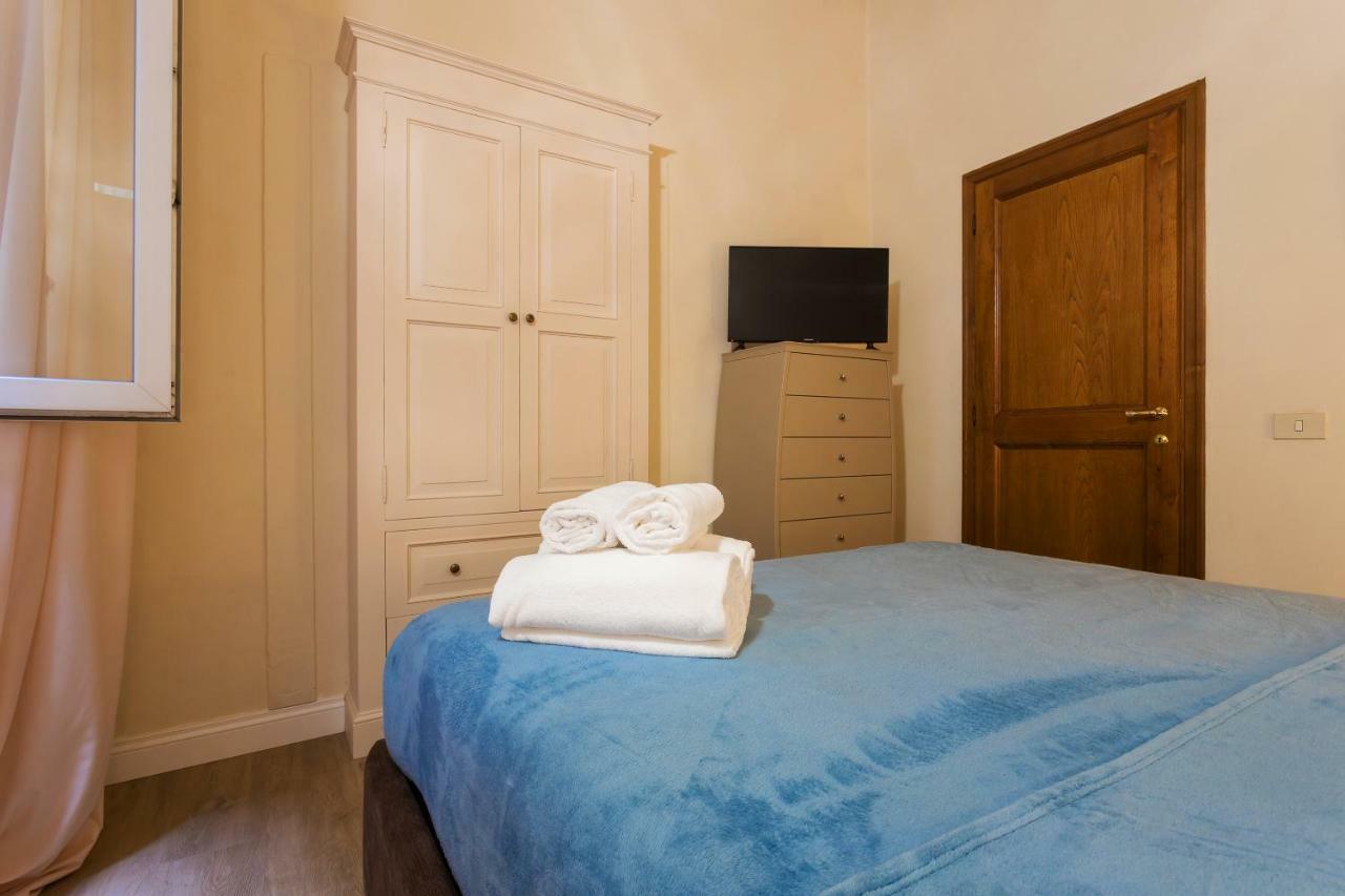 Apartment Duomo 2 Bedroom Florence