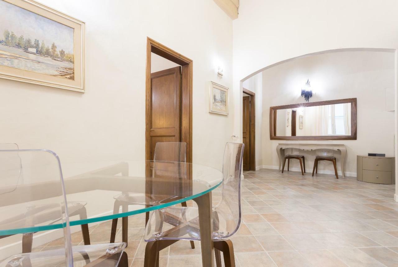 Duomo 2 Bedroom Apartment *