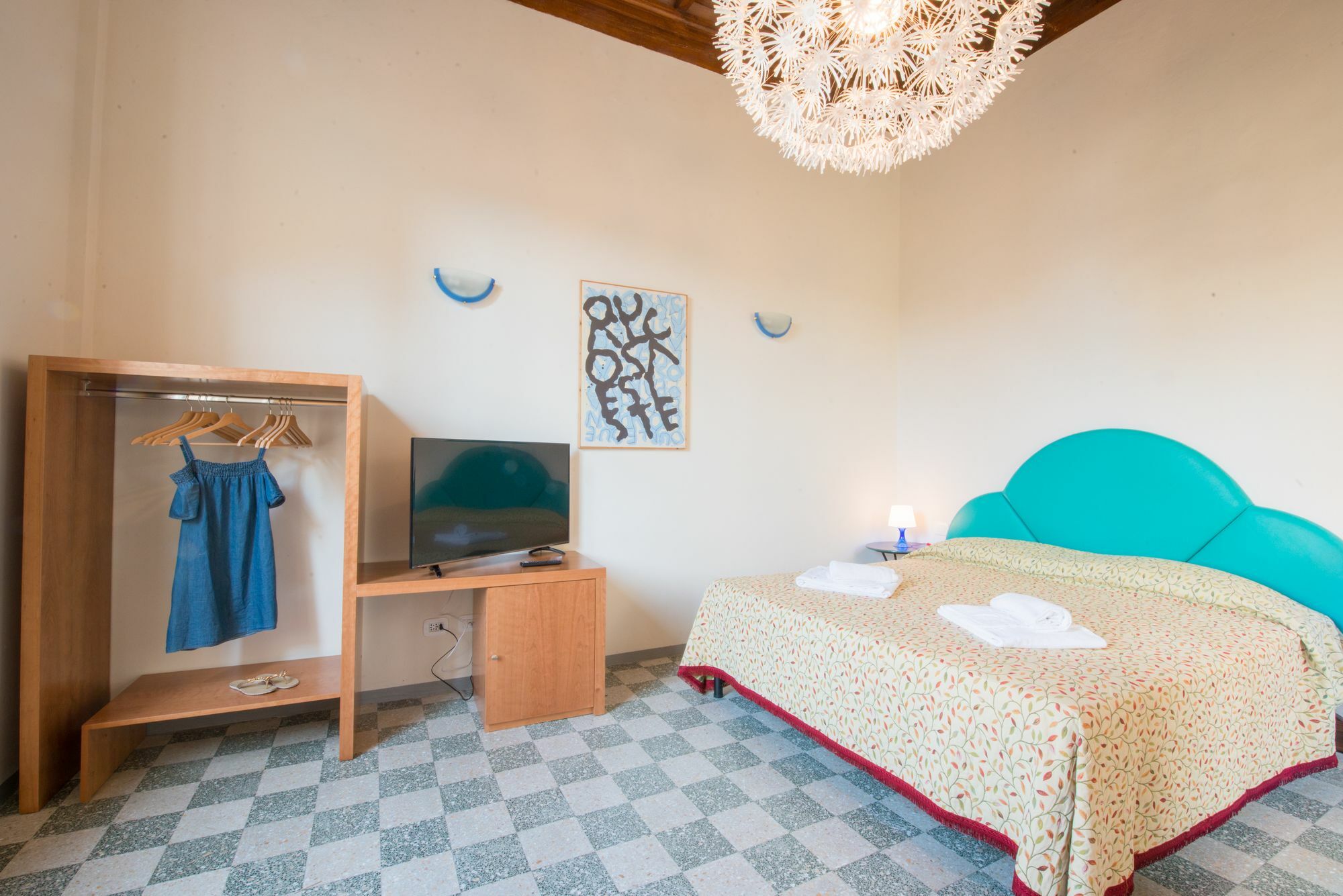 Paravia Guest house 3*