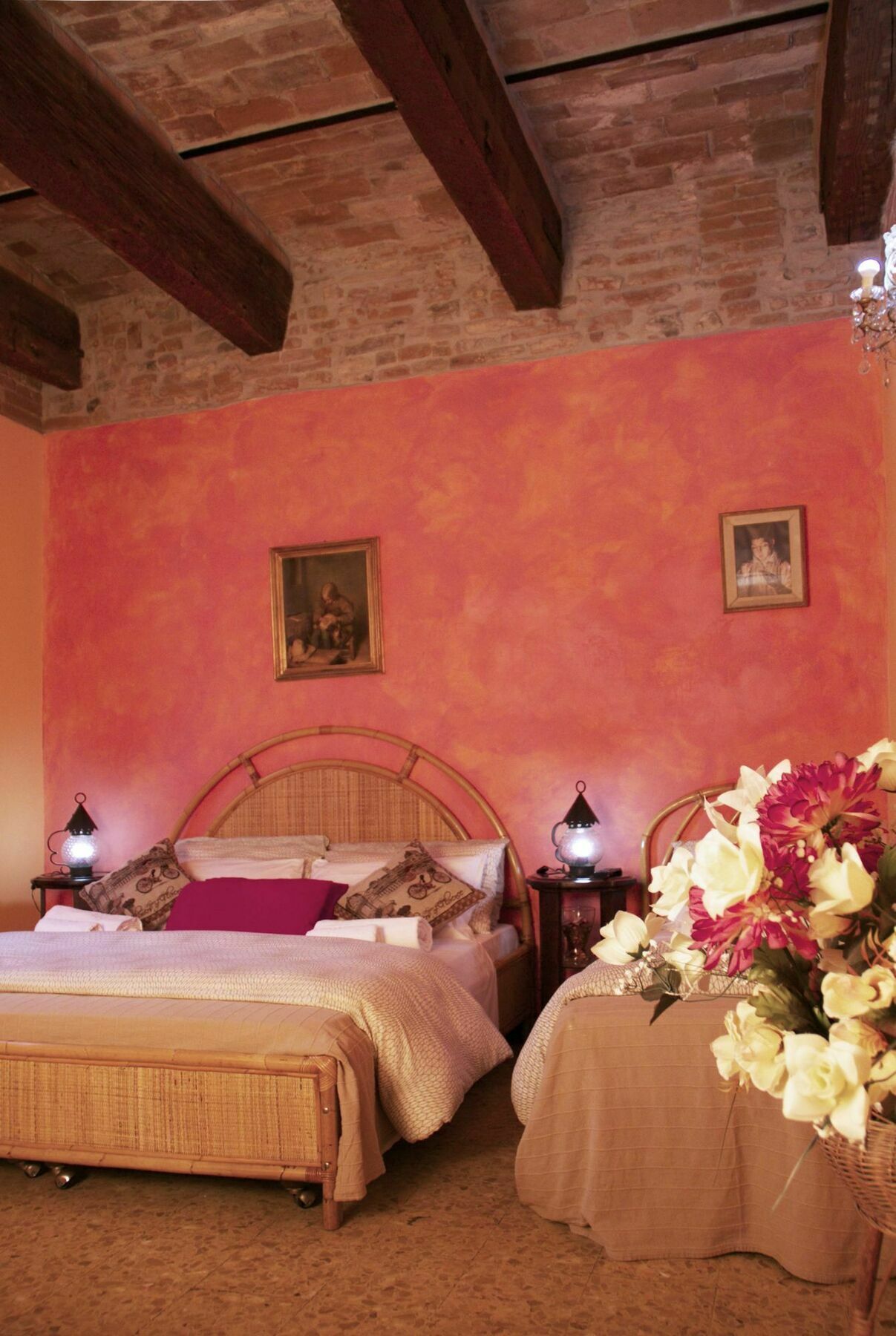 Riverbank's Guest house Florence