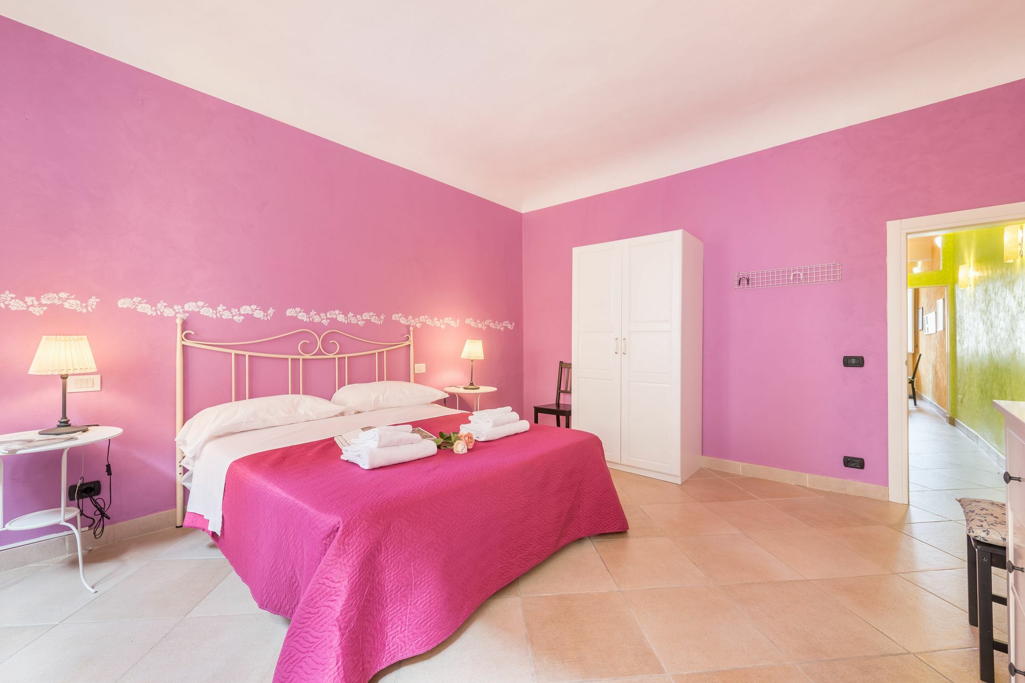 Apartment Colorful Sant'ambrogio