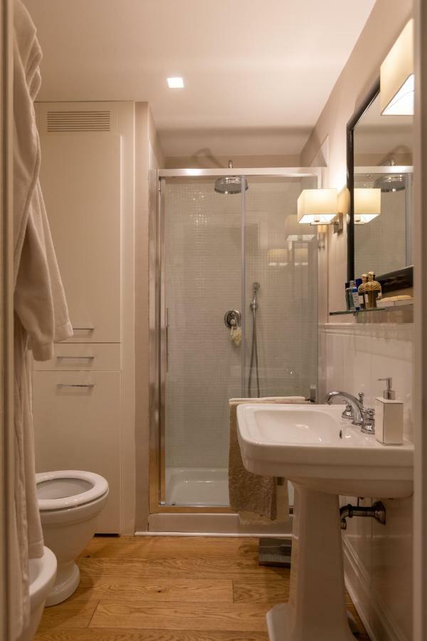 Santa Croce Luxury 2 Bedroom