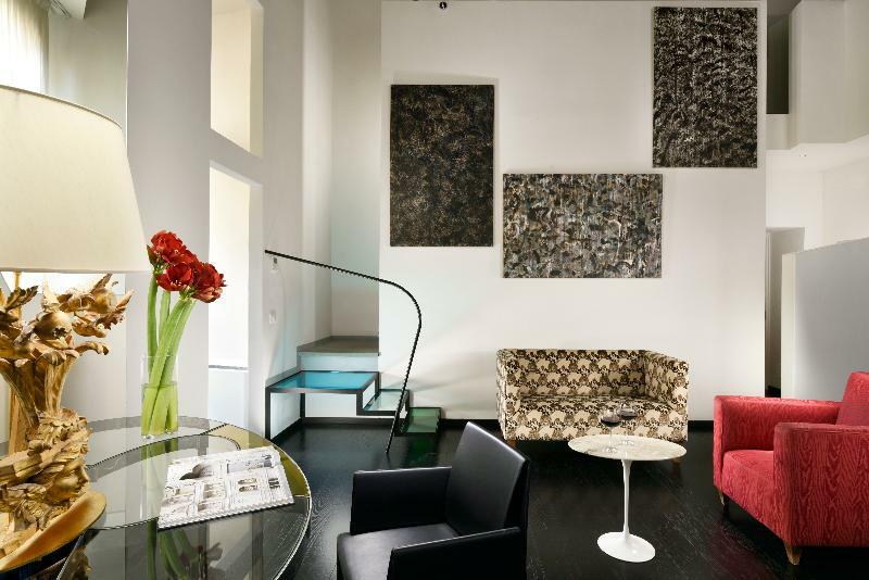 Leone Blue 4* Florence