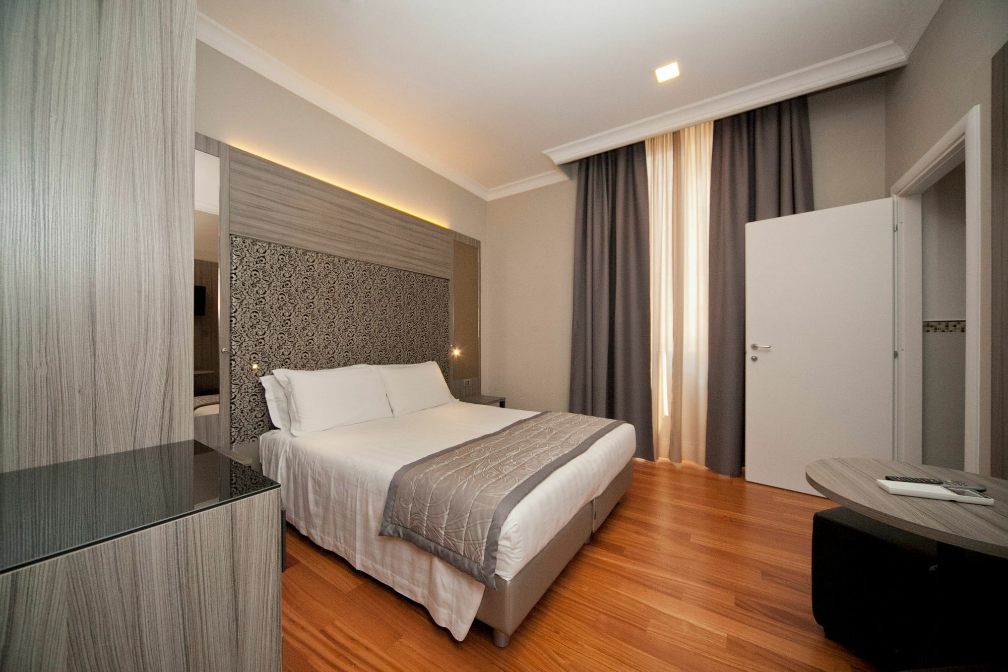 Residenza Le Fonticine Couette-café 3*