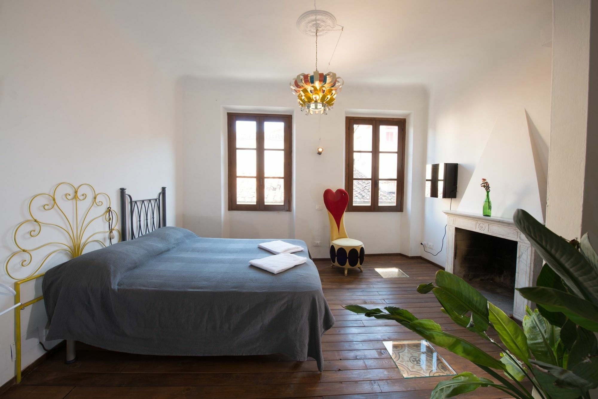 Rosso E Nero Villa