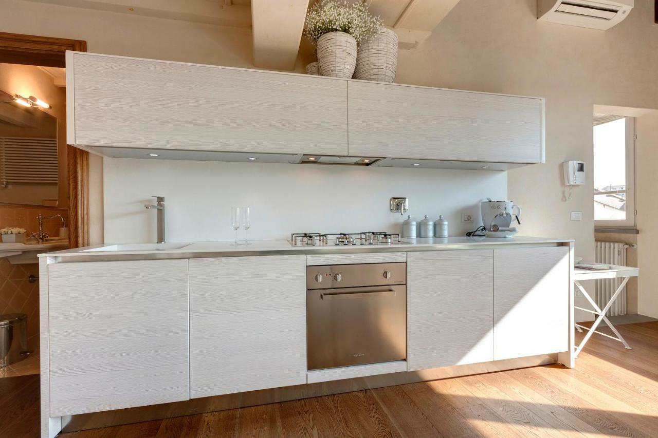 Apartment Miss *
