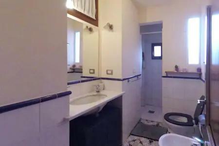 Perfect Location In Center Apartment