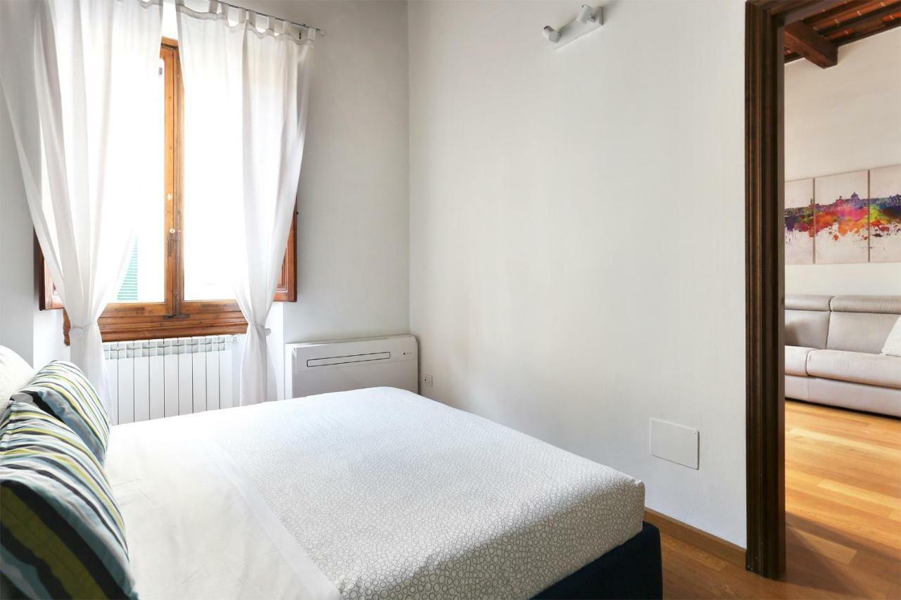 La Casa Di Lo, Bright San Lorenzo Mkt Apartment Florence