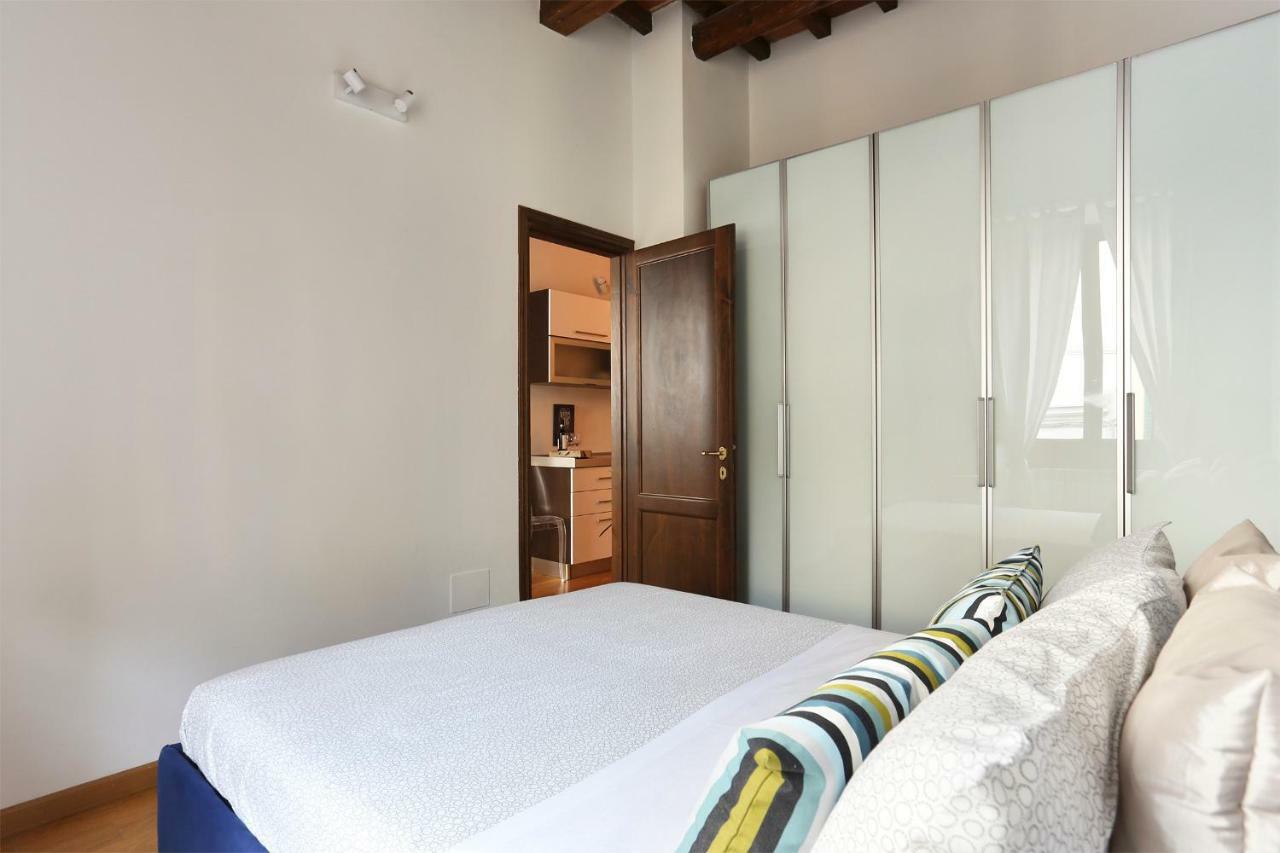 La Casa Di Lo, Bright San Lorenzo Mkt Apartment Florence