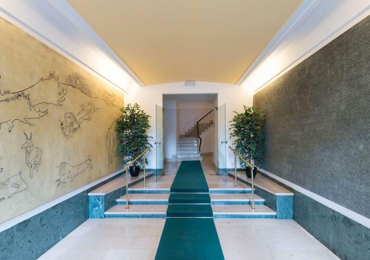 Gershwin Apartment