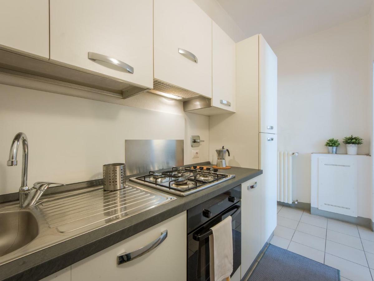 San Lorenzo Bright Loft Apartment Florence