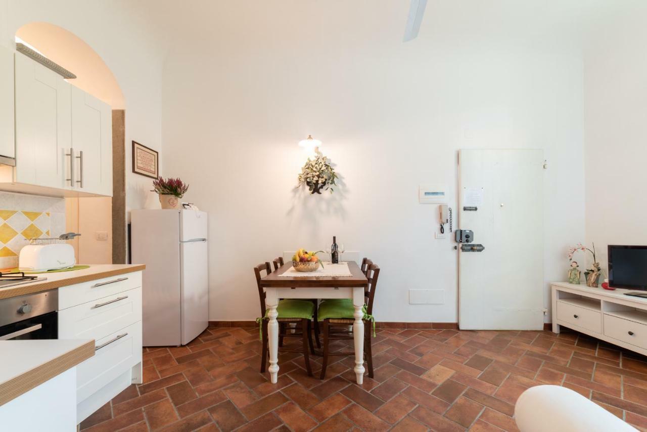 Le Rose Di Leonardo - Antica Dimora Apartment *