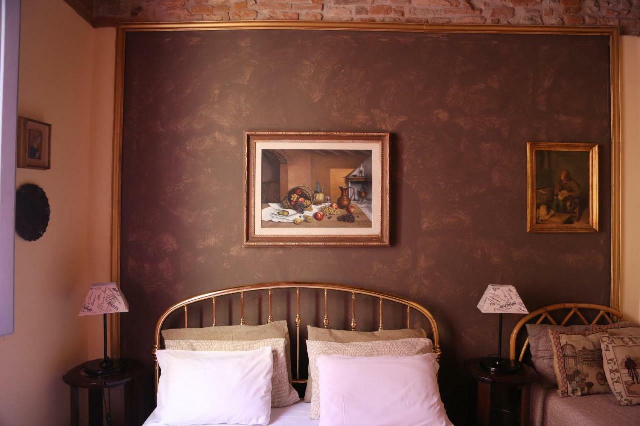 Riverbank's Guest house 3*