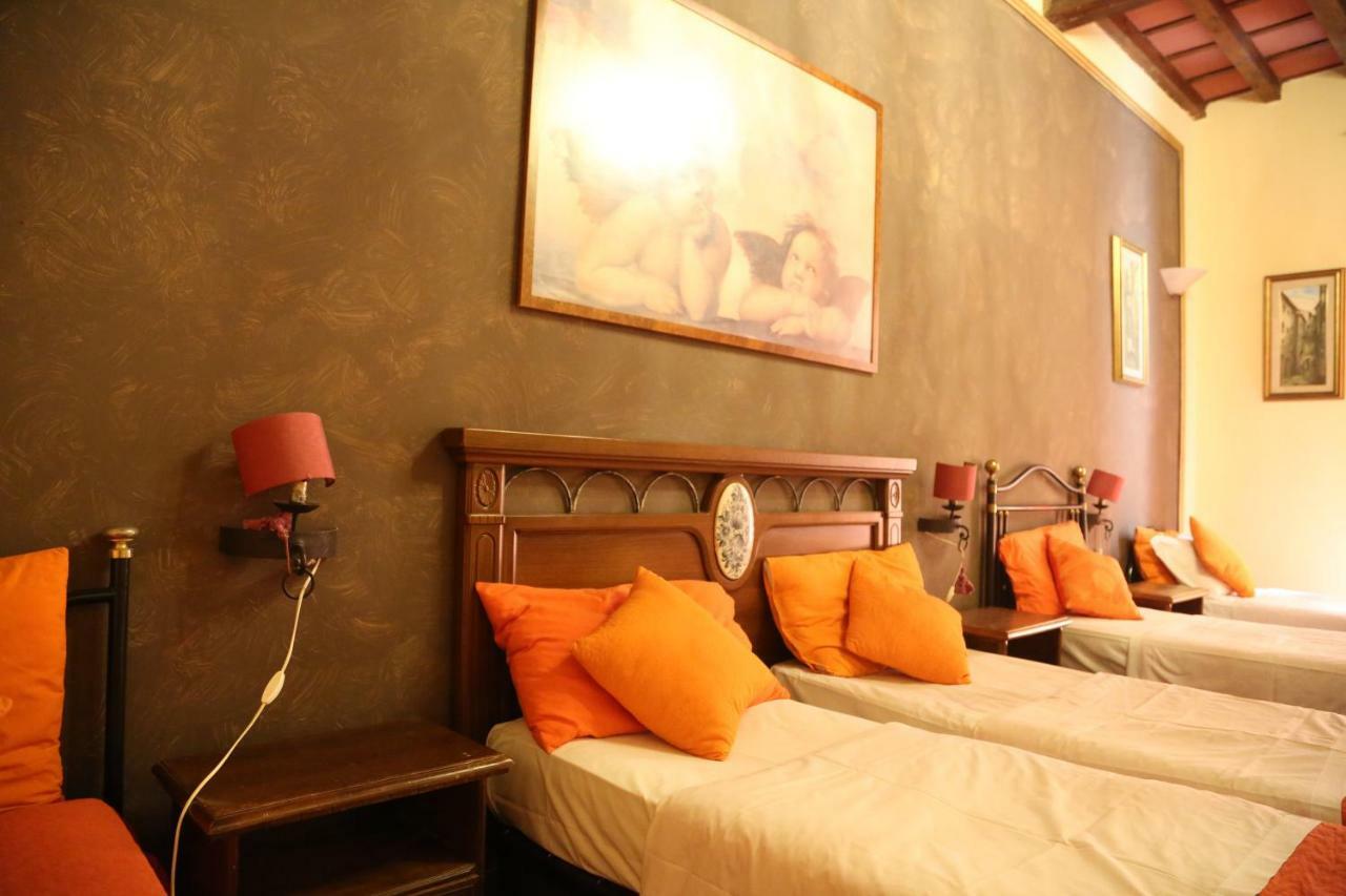 Riverbank's Guest house