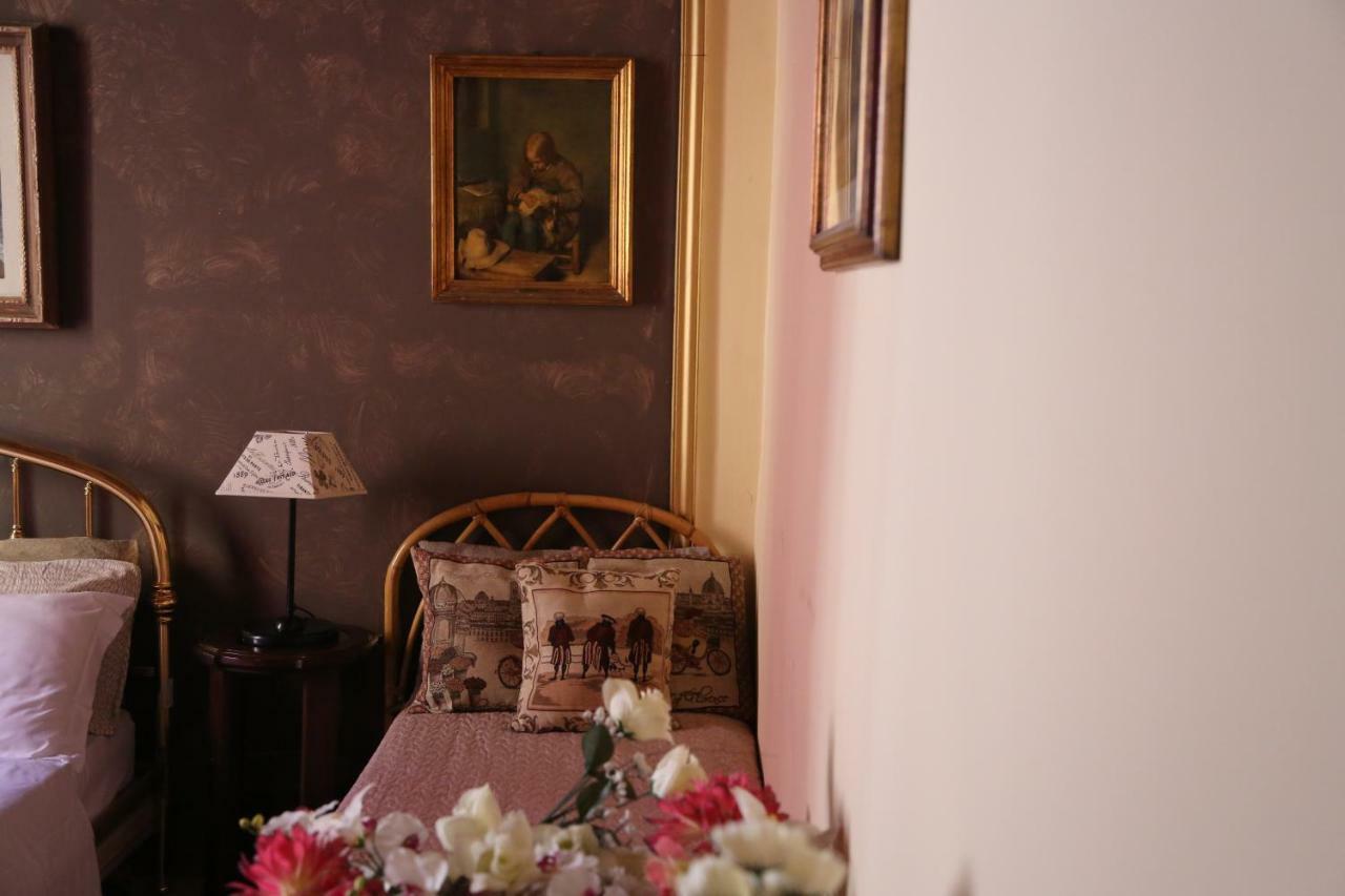 Guest house Riverbank's 3*