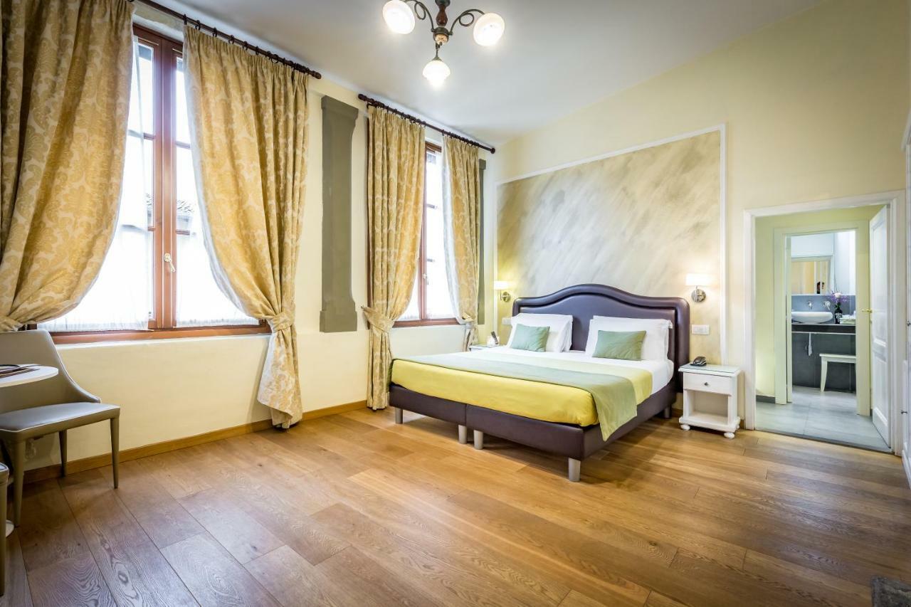 La Scaletta Al Ponte Vecchio 4*
