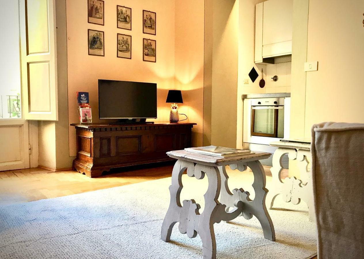 La Casa Degli Specchi *