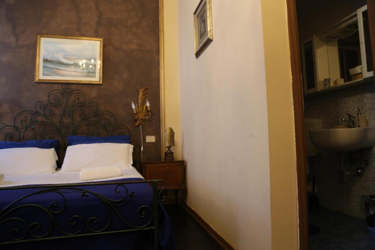 Riverbank's Guest house