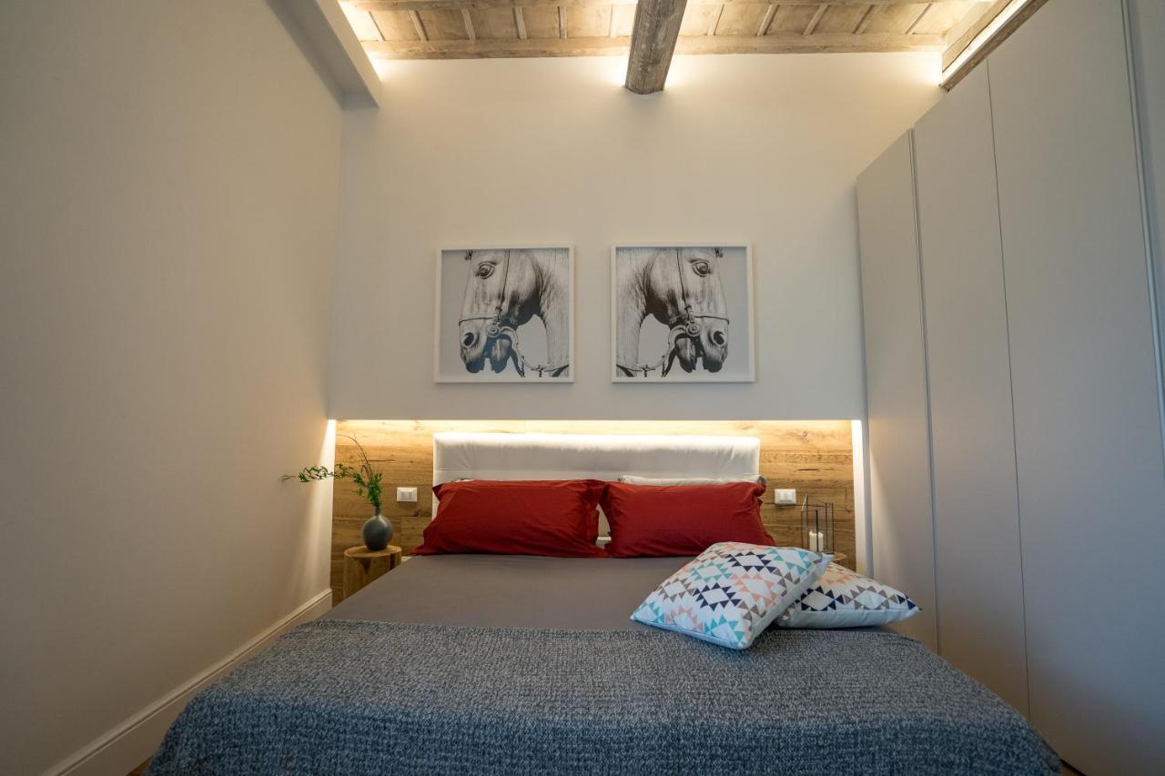 Olive Loft Apartment *