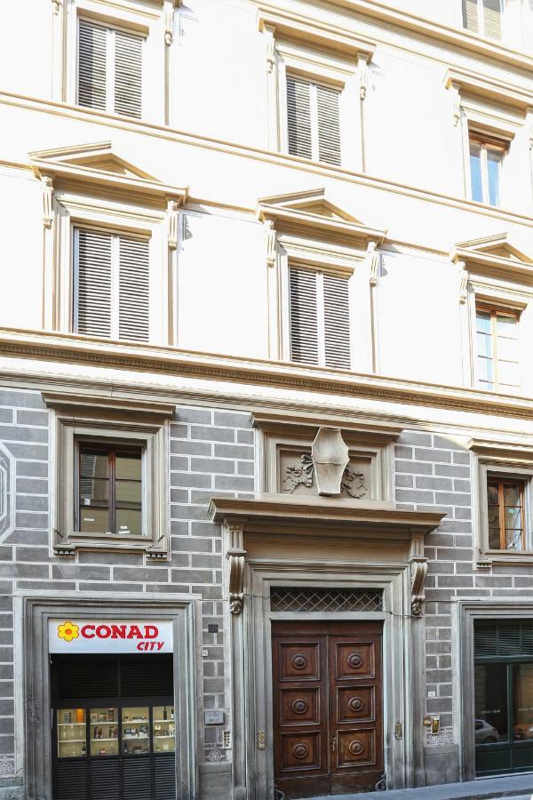 Luxury With Amazing Terrace In Florence-hosted By Sweetstay Appartement *