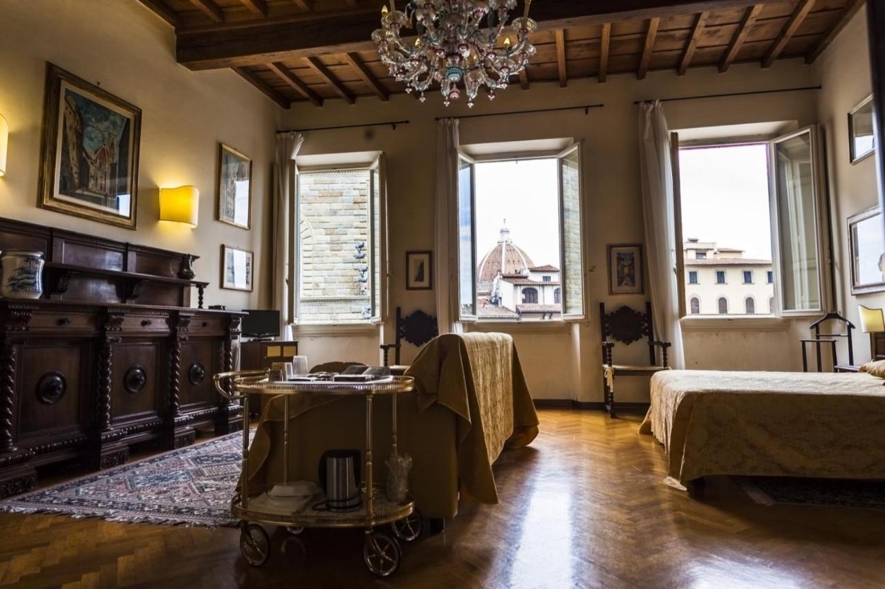Antica Torre Couette-café 2*