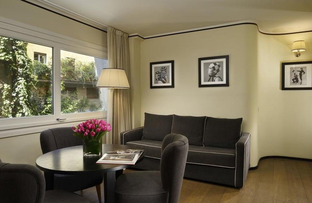 Ponte Vecchio & Hotel 4*