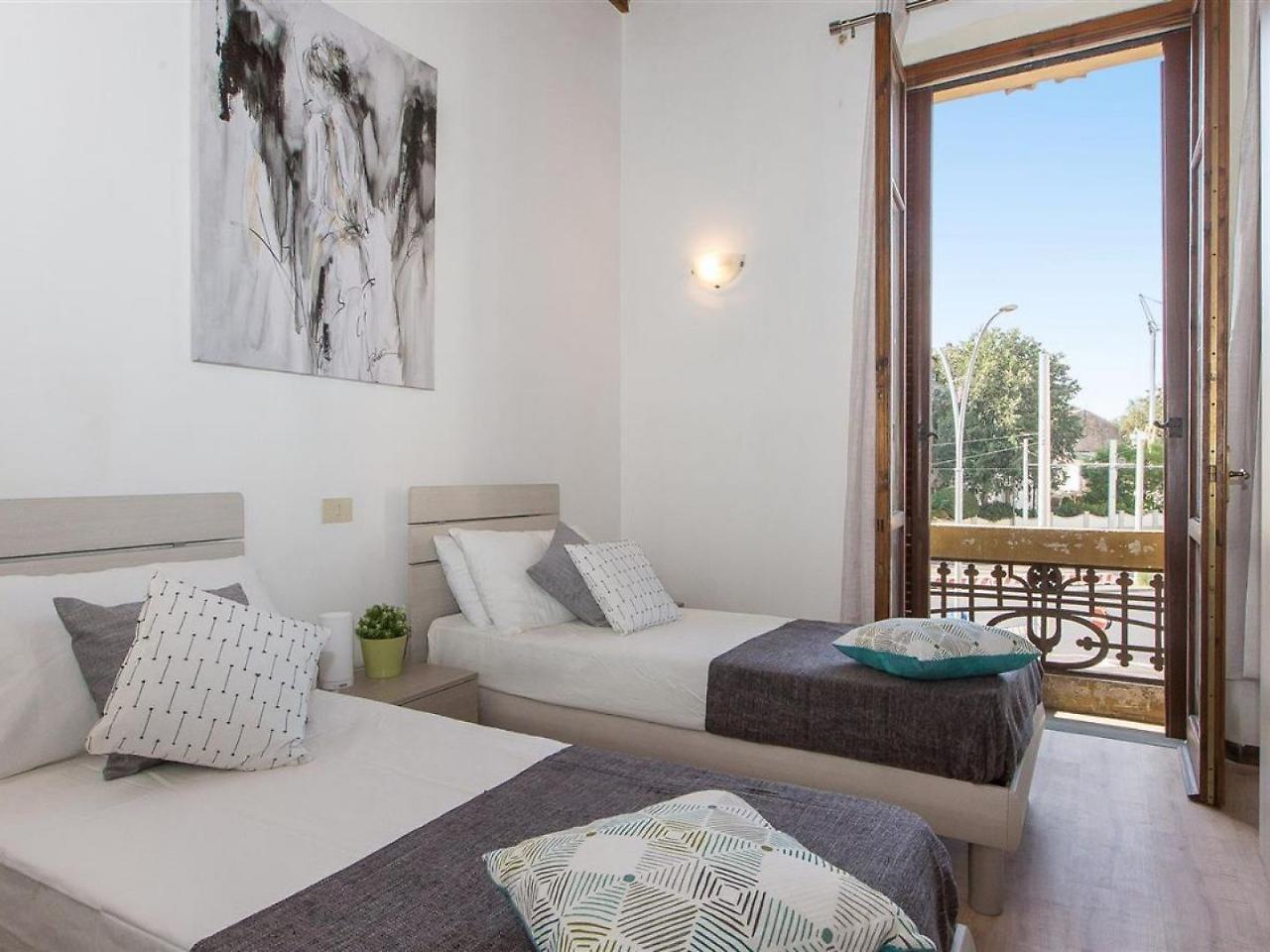 Apartment In Rome Rosselli Palace Deluxe 3